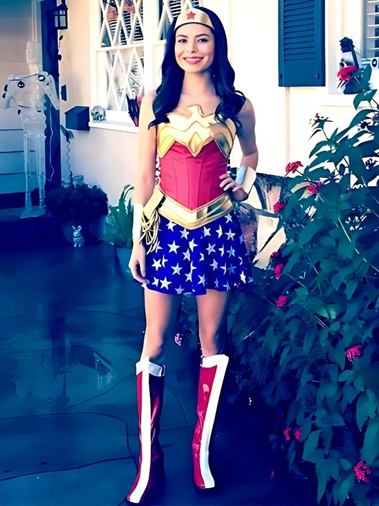 Miranda Cosgrove 8.5 x 11 Candid Color Photograph Art Print Photo Collectibles:Photographic Images:Photographs Style Your Walls